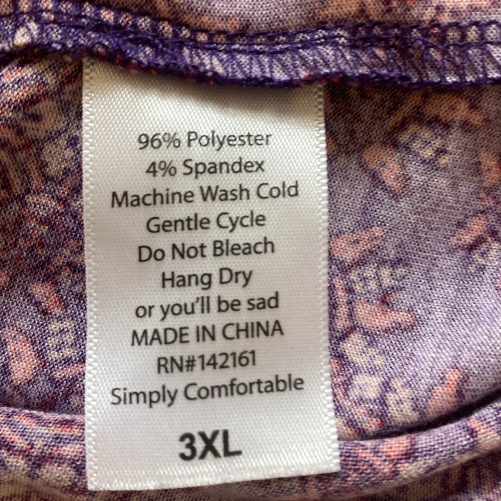 LuLaRoe Randy Tee‎ - Picture 7 of 7